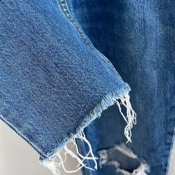 Levi's 80's Mom Jeans Denim Distressed Fray Hem Knee Blowout 25 - Picture 6 of 8